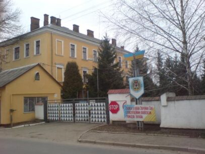 Зображення для публікації 'Полковника ЗСУ можуть посадити на вісім років за хабар у тисячу доларів'