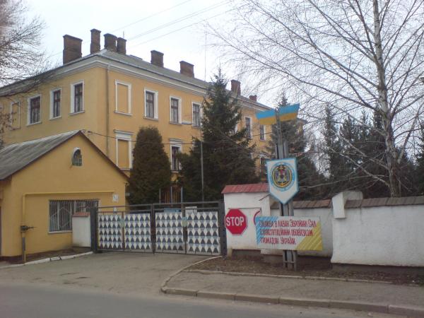 Зображення для публікації 'Полковника ЗСУ можуть посадити на вісім років за хабар у тисячу доларів'