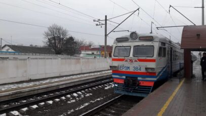 Зображення для публікації 'Суд зобов’язав “Укрзалізницю” повернути 27 мільйонів гривень за встановлені без договорів турнікети'