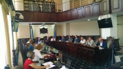 Зображення для публікації 'Серед кандидатів у антикорупційний суд 43 недоброчесних'