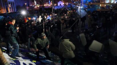 Зображення для публікації '«Не найбільші звірі»: як підсудний екс-беркутівець працює помічником депутата Дейдея'