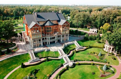 Зображення для публікації 'Хто такі «Атлант Девелоп» та чи має компанія шанс стати управителем «Межигір’я»'