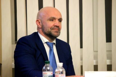 Зображення для публікації 'Голові облради Херсонщини Мангеру оголосили підозру в організації вбивства Гандзюк (ОНОВЛЕНО)'