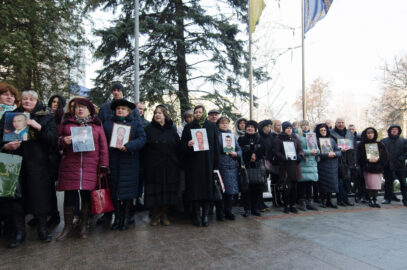Зображення для публікації 'ТОП-3 минулого тижня: Битва за НМУ, «Маяки» на Дніпрі та акція родин Небесної Сотні'