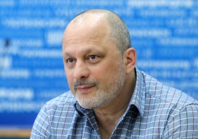 Зображення для публікації '«Рішення є політичним та було ухвалене на догоду владі», — незалежні журналісти виступили із заявою проти звільнення Аласанії'