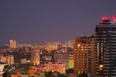 Зображення для публікації 'Топ минулого тижня: Квартирне шахрайство, чергові призначення Зеленського і нові факти про замах на активіста Михайлика'