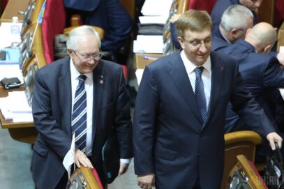 Зображення для публікації 'Фірмі, яку очолює експомічник радника Авакова, без конкурсу віддали 180 млн грн на відеофіксацію порушень ПДР'