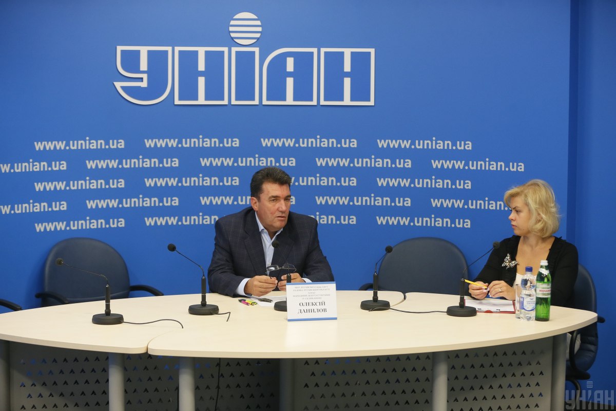Зображення для публікації 'Колишній мер Луганська та друг Бродського: що відомо про заступника секретаря РНБО Данілова'