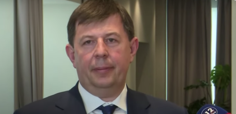 Зображення для публікації 'Не хотів «протирати штани»: Тарас Козак — про роботу в Раді 8 скликання'