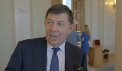 Зображення для публікації 'Нардеп Козак пояснив, чому не декларував витрати на навчання дітей у Швейцарії'