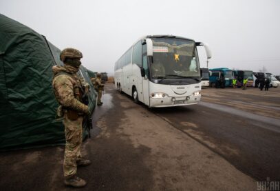 Зображення для публікації 'Під час великого обміну Україна віддала бойовикам державних зрадників, вербувальницю та агента ФСБ'