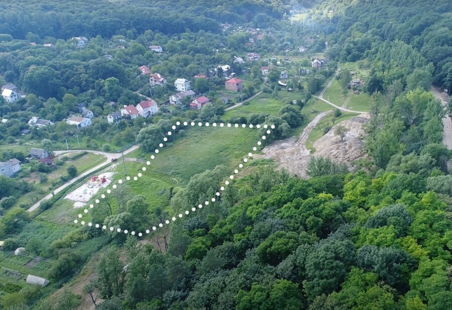 Зображення для публікації 'Землю під Львовом, виділену учасникам АТО, виставили на продаж за $540 тис'