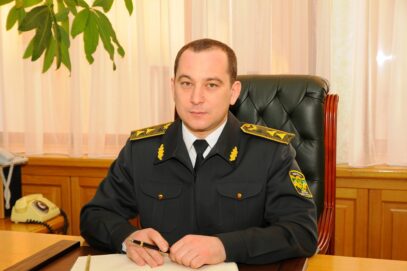Зображення для публікації 'У головного лісівника Волині знайшли кілька незадекларованих коштовних авто'