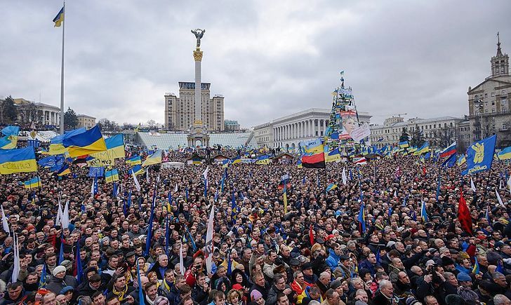 Зображення для публікації 'ДБР викликало на допит лідерів Євромайдану в справі про «незаконне захоплення влади» — Чорновол'