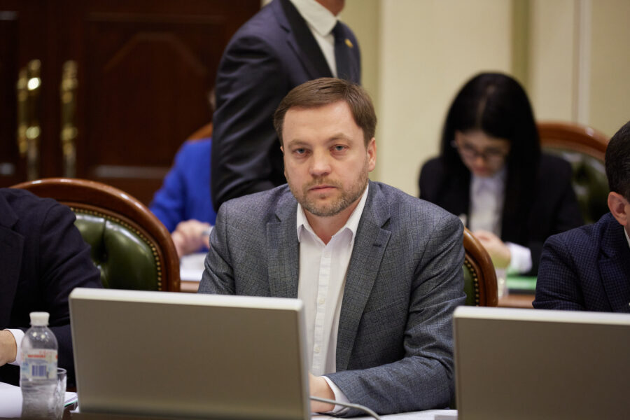 Зображення для публікації 'Монастирський сказав неправду про звільнення топпосадовця Нацполу через помилки у санкційному списку РНБО'