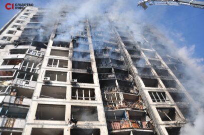 Зображення для публікації '«Чекаємо на порятунок доньки. Але шансів мало»: як евакуювали обстріляну багатоповерхівку на Святошині'