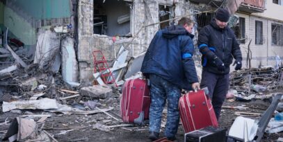 Зображення для публікації 'Біль, попіл і ненависть до Росії: на Оболоні обстріляли житловий будинок'
