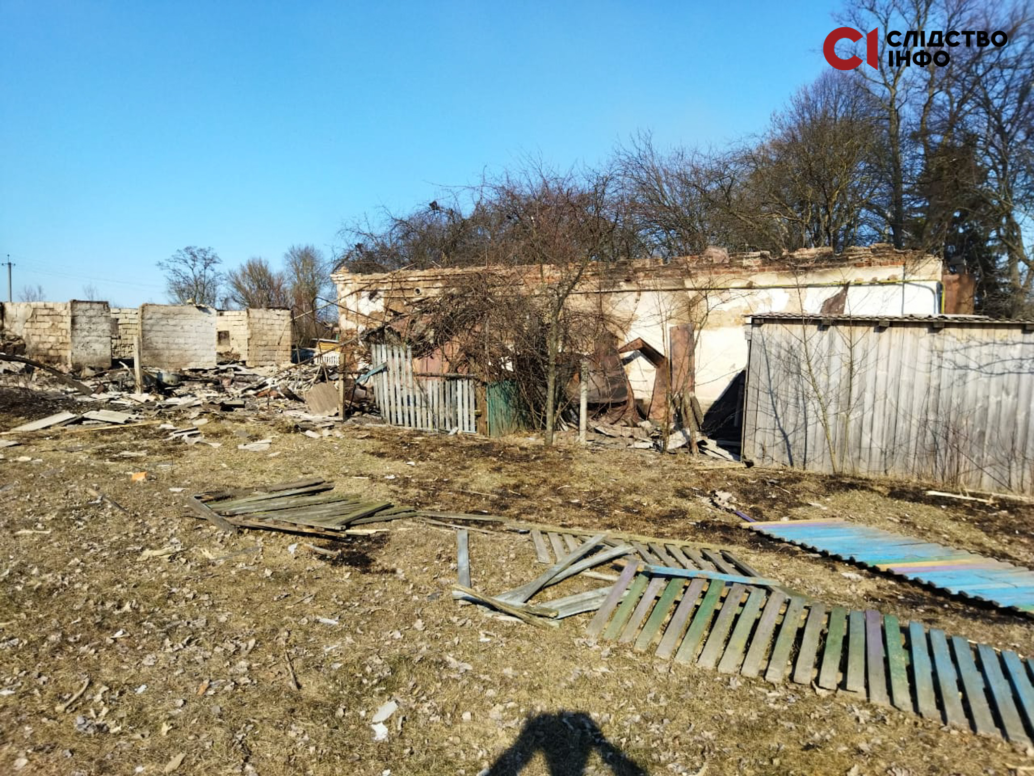 Наслідки обстрілів окупантів села Залісся Народицької громади 23 березня
