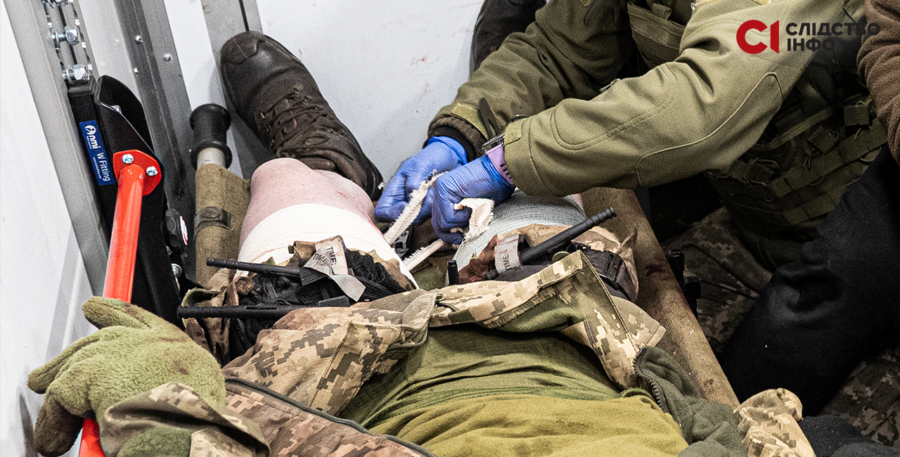 Зображення для публікації 'За 9 років війни держава не розробила єдиного стандарту турнікетів для військових'