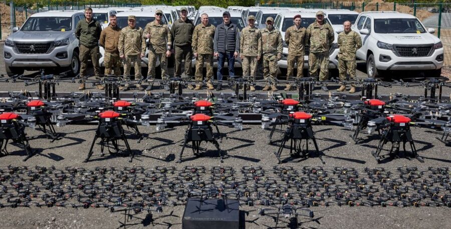 Зображення для публікації '«Мільйон дронів Зеленського»: Держспецзв’язку каже, що вже закупили понад 600 тисяч штук'