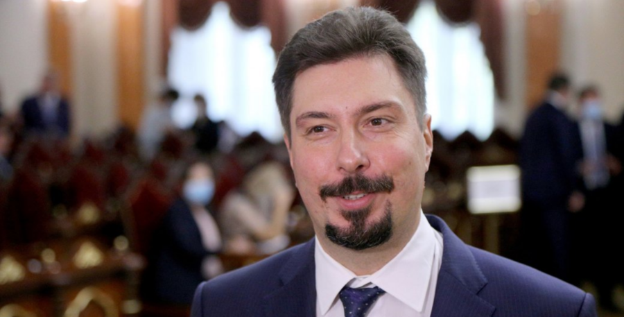 Зображення для публікації 'Орендував елітну квартиру за 1000 гривень у Києві: ВРП вирішила звільнити колишнього очільника Верховного Суду Князєва '