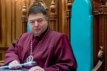 Зображення для публікації 'Щонайменше $20 тисяч екссуддя Тупицький міг заплатити прикордонникам, щоб втекти з України. Цією схемою скористалося ще понад 10 чоловіків призовного віку'