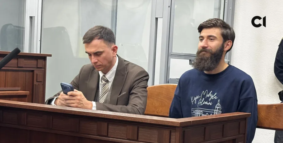 Зображення для публікації '«Повалили на землю, били по вусі, по носі»: ветеран Дмитришин, який протестував проти вирубки дерев на Теремках, розповів деталі обшуку'